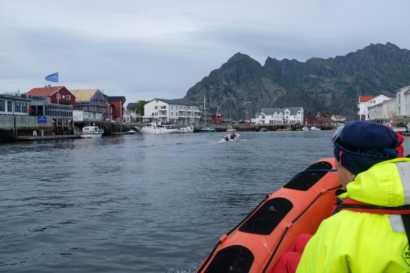 Leilighet Med Fantastisk Utsikt Henningsvær Eksteriør billede