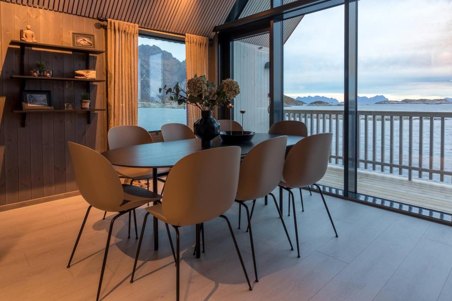 Leilighet Med Fantastisk Utsikt Henningsvær Eksteriør billede